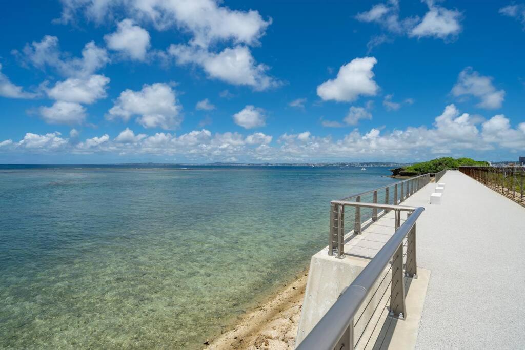 The Penthouse Ginowan Appartement Urasoe Buitenkant foto