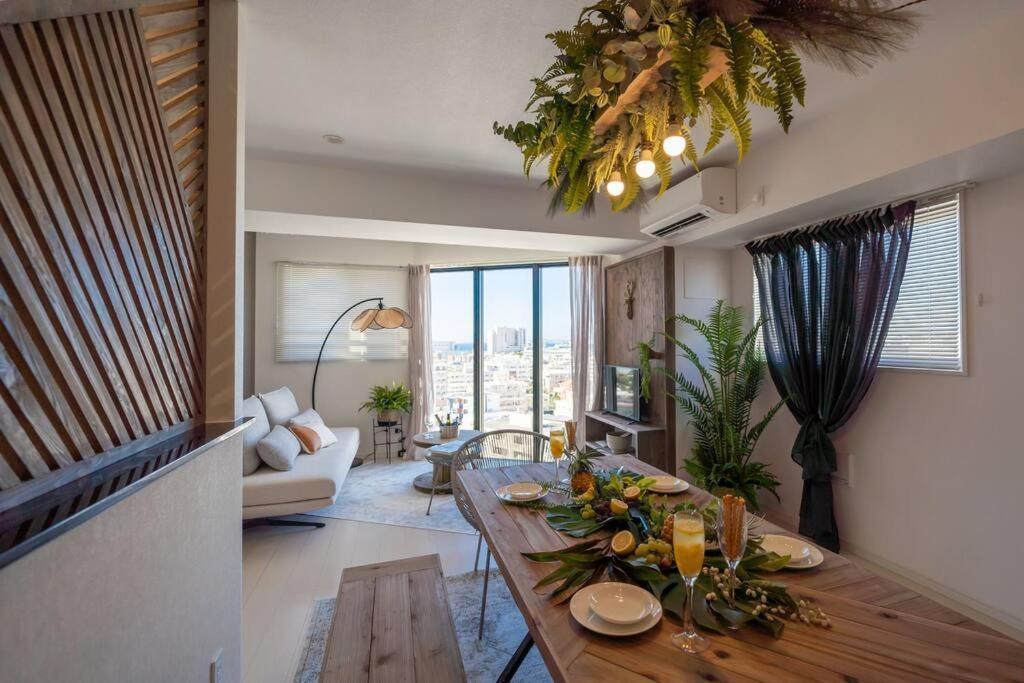 The Penthouse Ginowan Appartement Urasoe Buitenkant foto